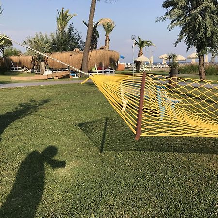 Palm Beach Otel Kucukkuyu Buitenkant foto